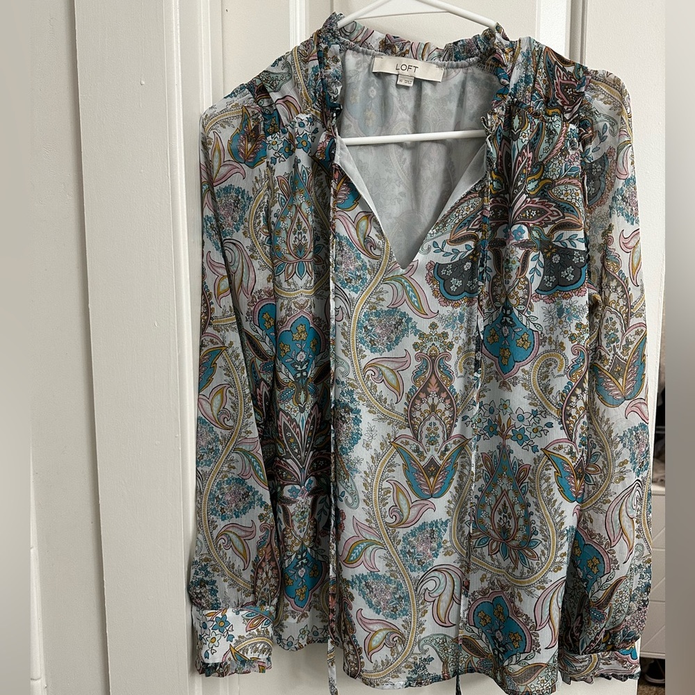 Loft floral long sleeve blouse